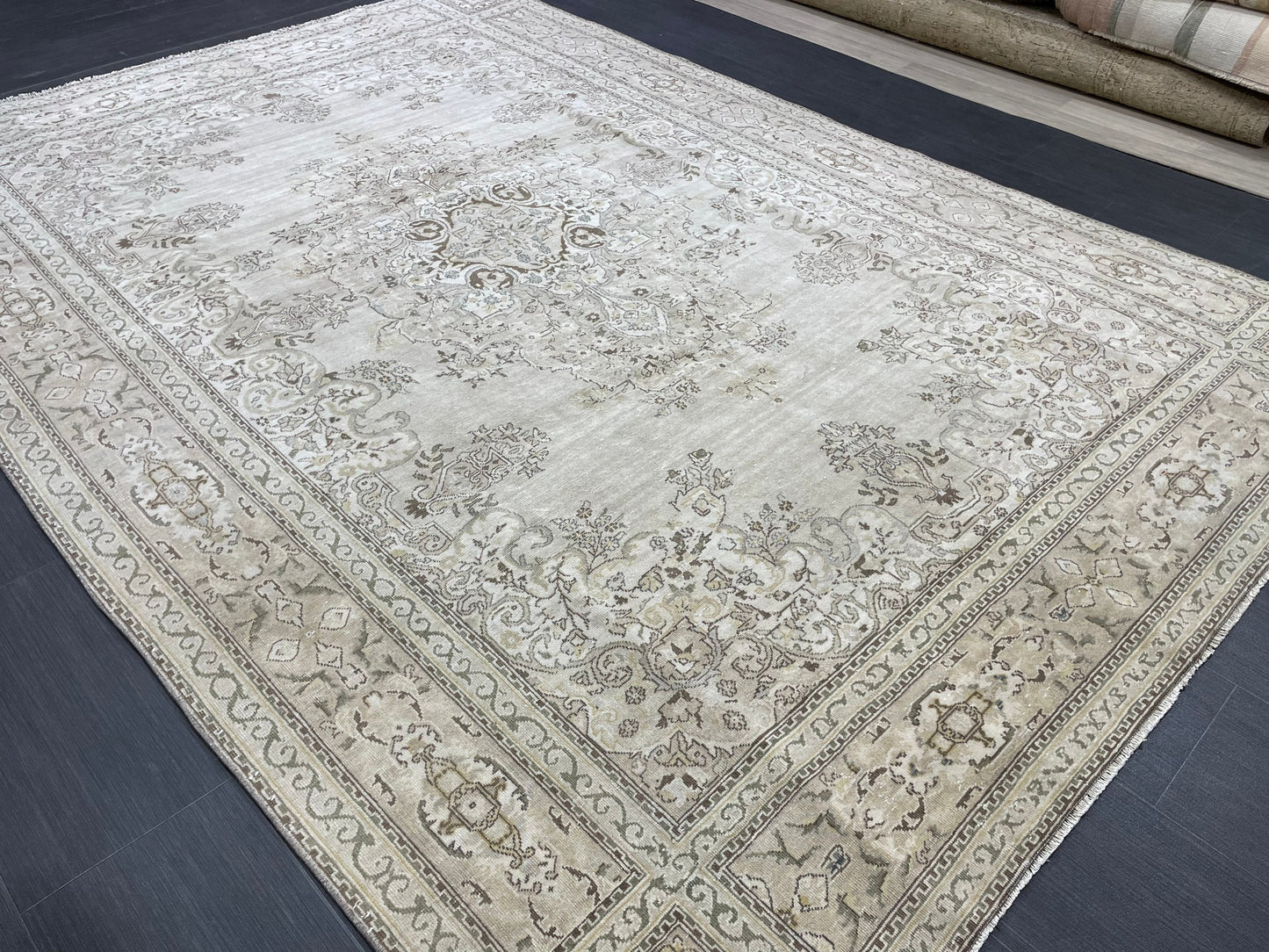 MUTED Rug Vintage 6.7 x 9.6 Handmade Rug, Oushak Rug Natural Rustic Rug ORIENTAL Rug Turkish Rug Neutral Rug Vintage Neutral Persian rug