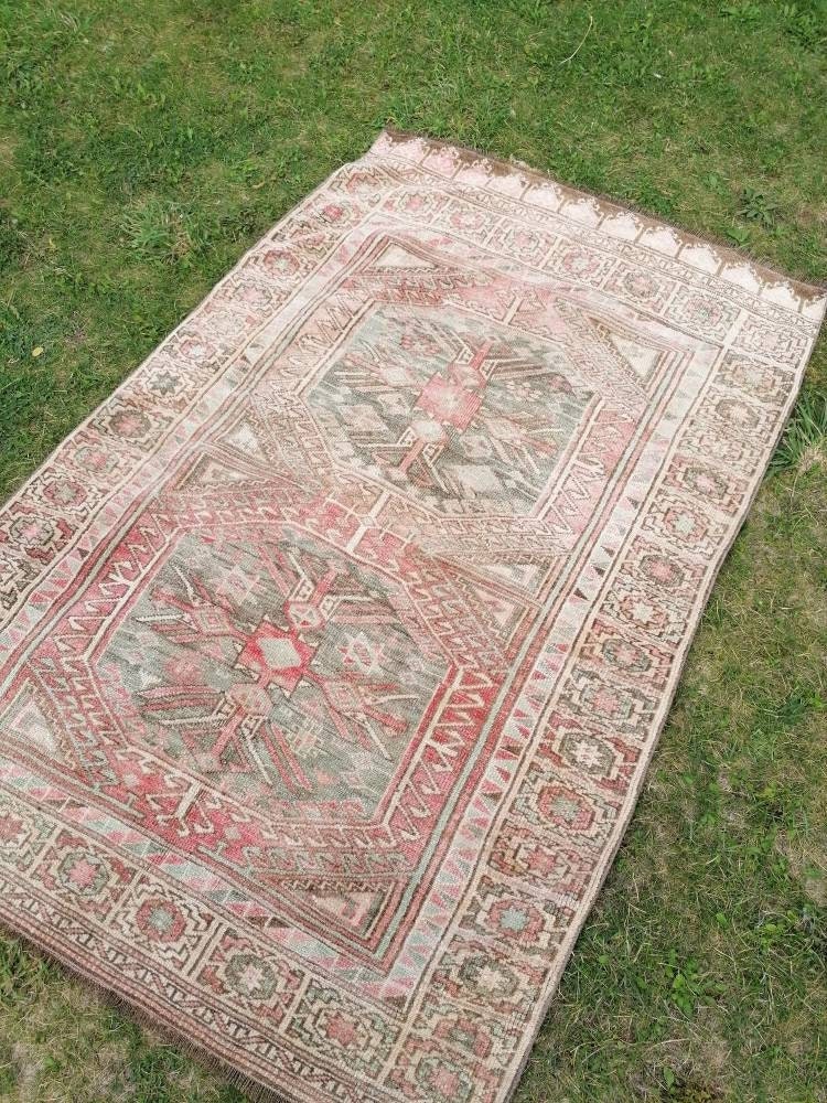 Vintage handmade wool bedding rug turkish bedroom rug 3'10x5'8 oushak rug, bohemian rug, living room rug