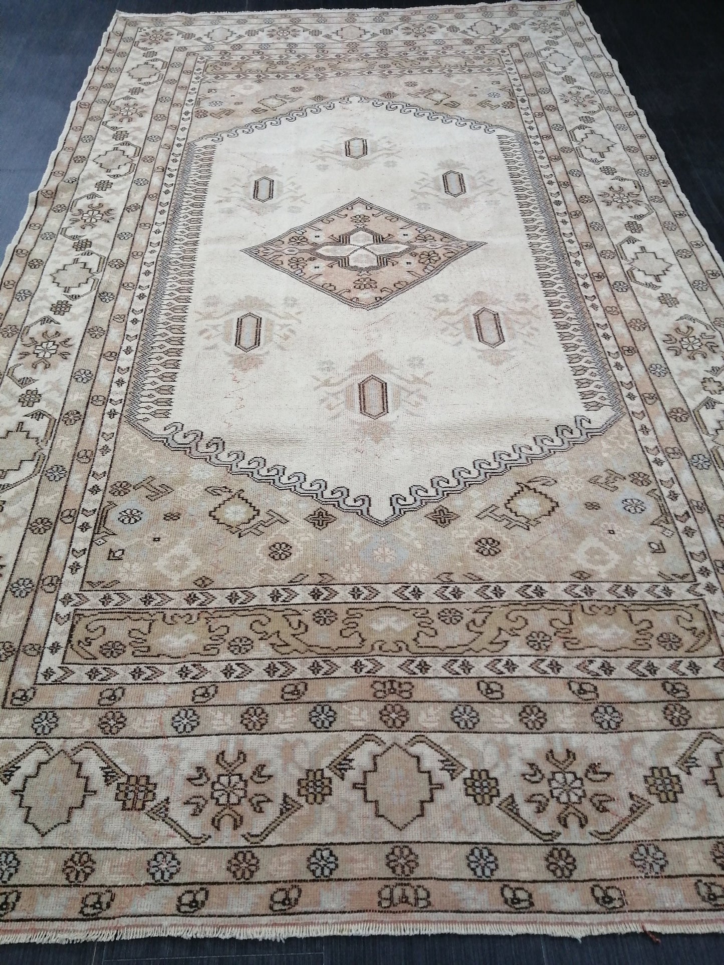 Neutral Rugs, 5.2 X 9 ft Vintage Rug Muted Oushak Rug, Rustic Rug, Turkish Rug, Farmhouse Rug, Wool rug