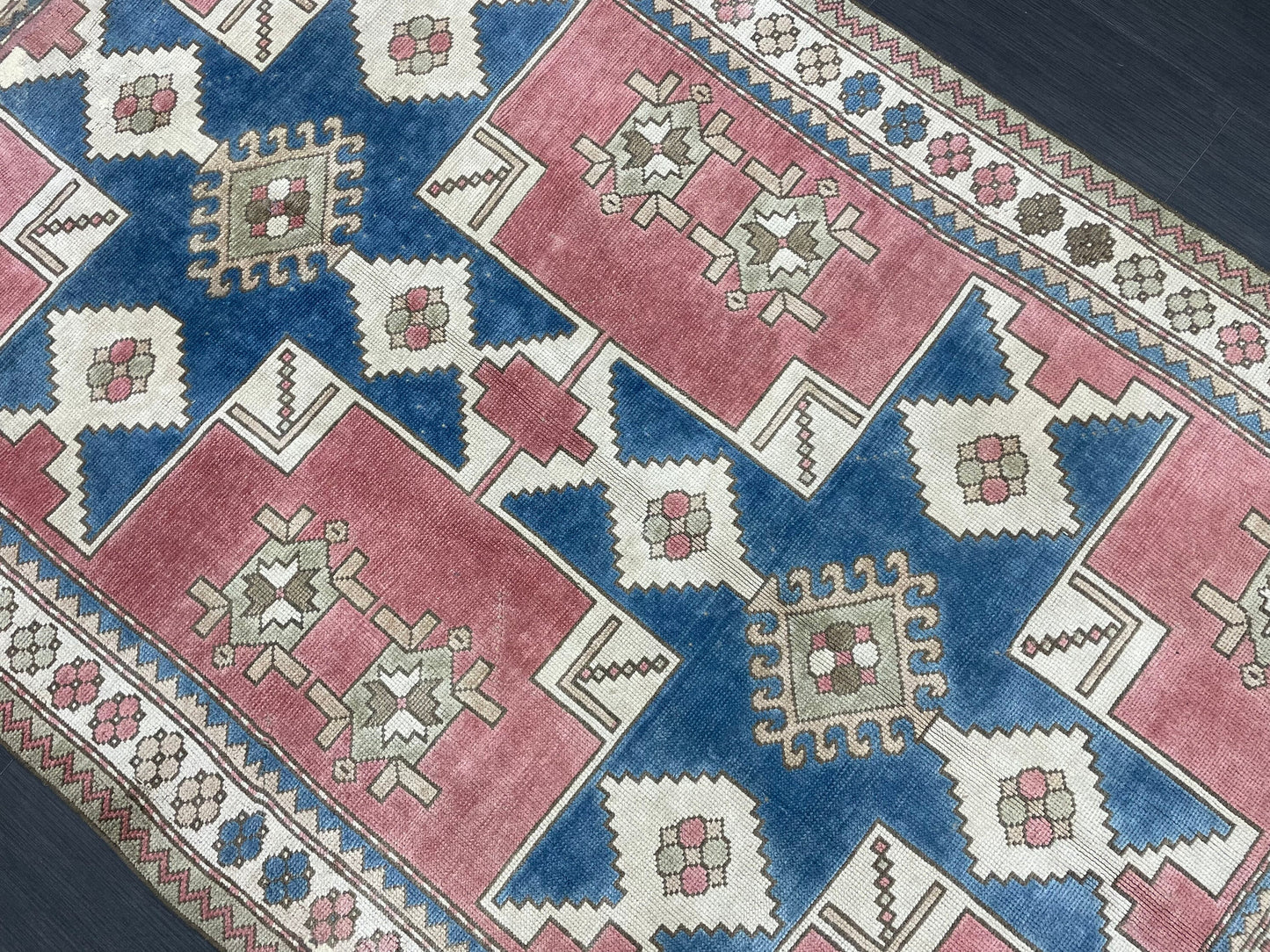 Vintage Blue and Pink Rug 5x8 Vintage Persian Rug Muted Vintage Rug Wool Muted Oushak Rug Hand Made Rugs Vintage Turkish Rug