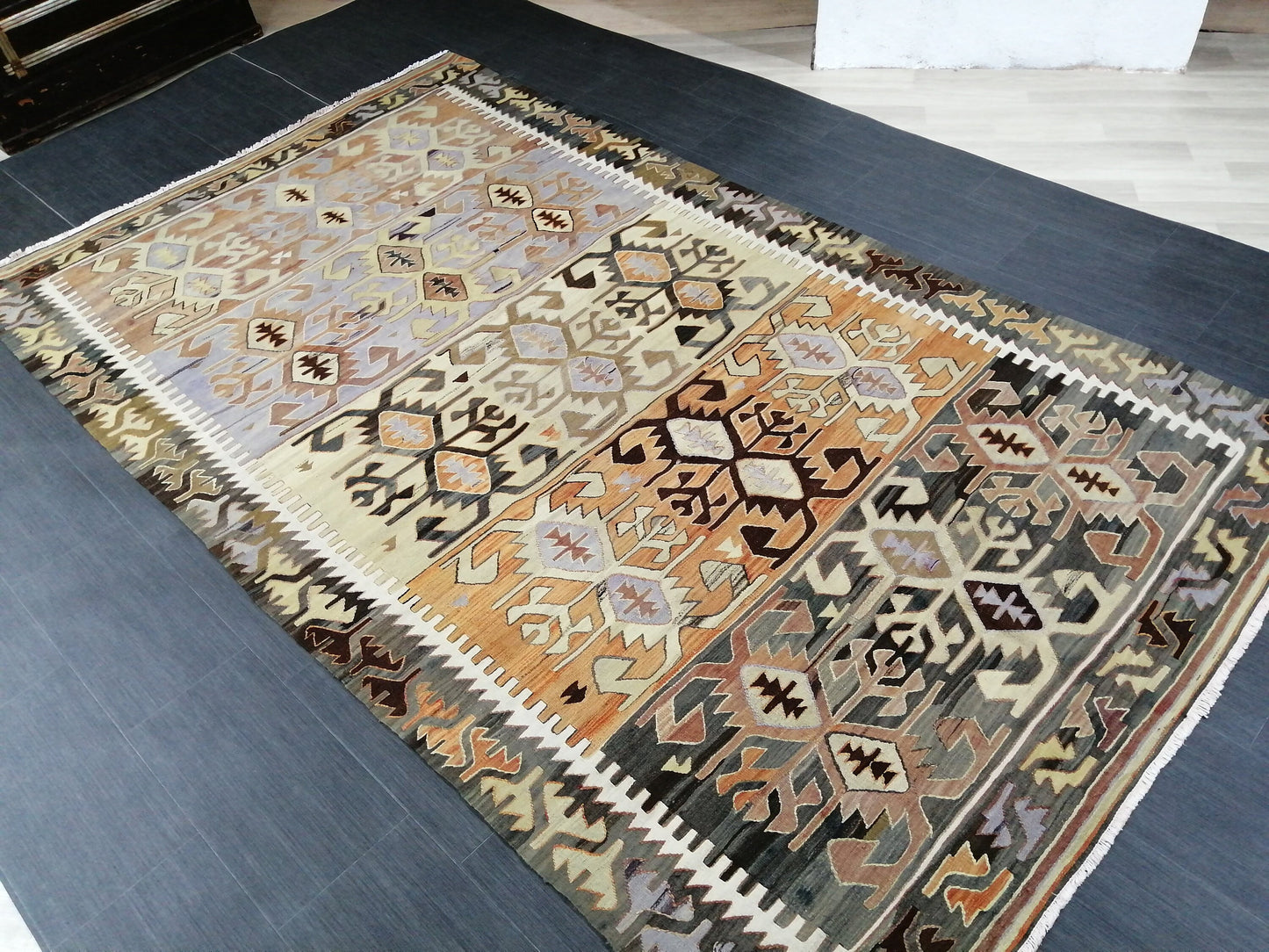 5.7 x 9.8 Rug Vintage Kilim Handmade Rug, Flatwoven Oushak Rug, Rustic Rug, Flat Weave Rug, Turkish Rug, Farmhouse Rug, Vintage Wool rug
