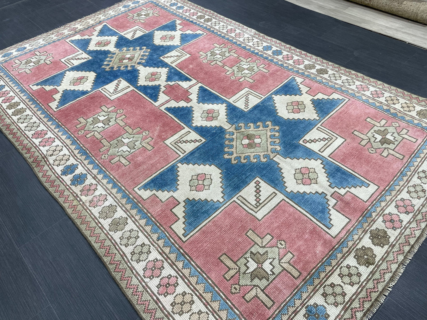 Vintage Blue and Pink Rug 5x8 Vintage Persian Rug Muted Vintage Rug Wool Muted Oushak Rug Hand Made Rugs Vintage Turkish Rug