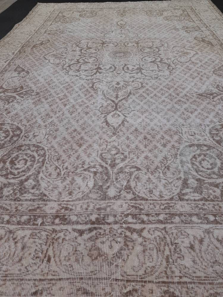 NEUTRAL PERSIAN RUG 6.7 X 10.2 Muted Oushak Rug Vintage Oushak Rug Vintage Rug Wool Hand Made Rug Vintage Persian Rug Vintage Oriental Rug