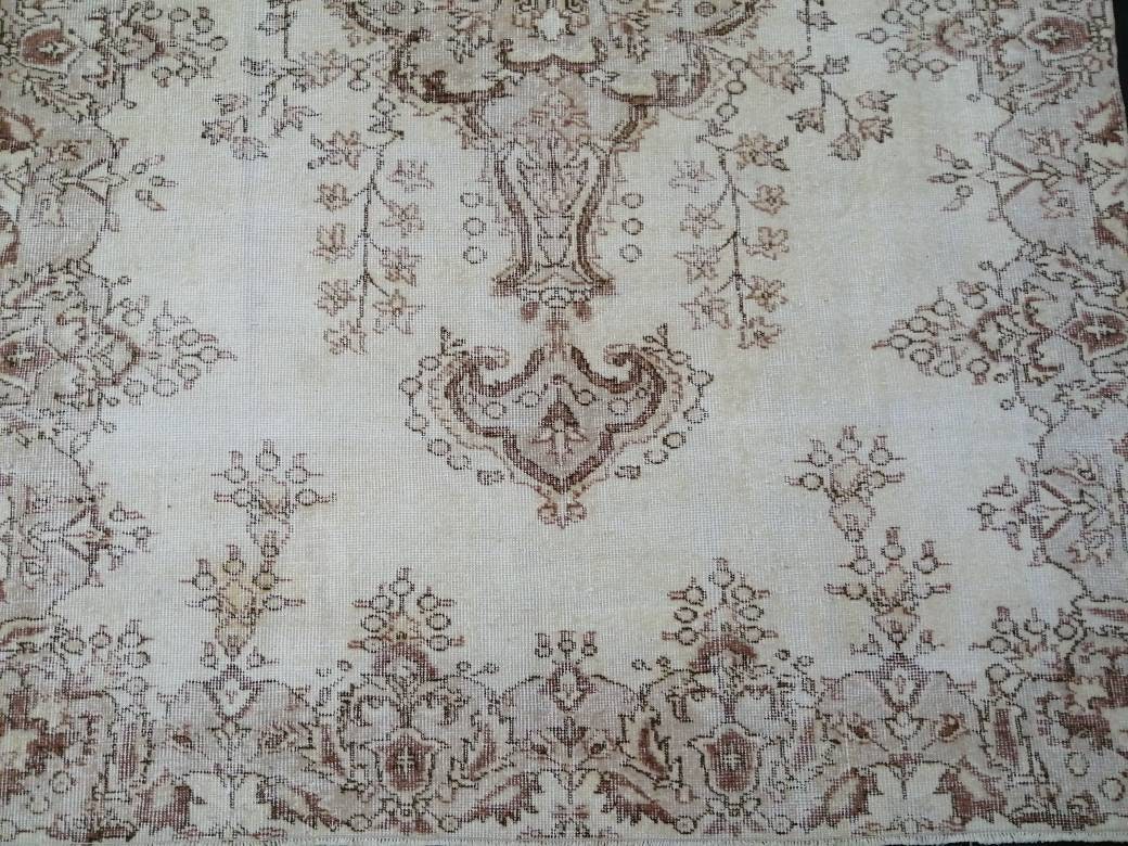Neutral Vintage Turkish Rug 5.3 x 8.9 Neutral Vintage Persian Rug Muted Vintage Rug Wool Oushak Rug Hand Made Rugs Vintage Turkish