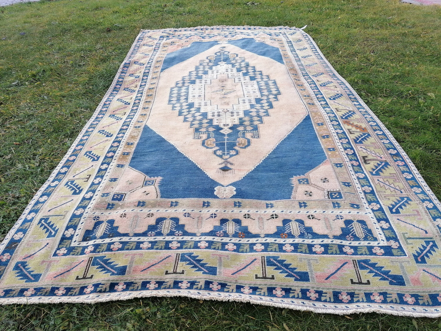 Turkish rug, bohemian rug, vintage rug, turkish oushak rug 10'7x5'9 ft
