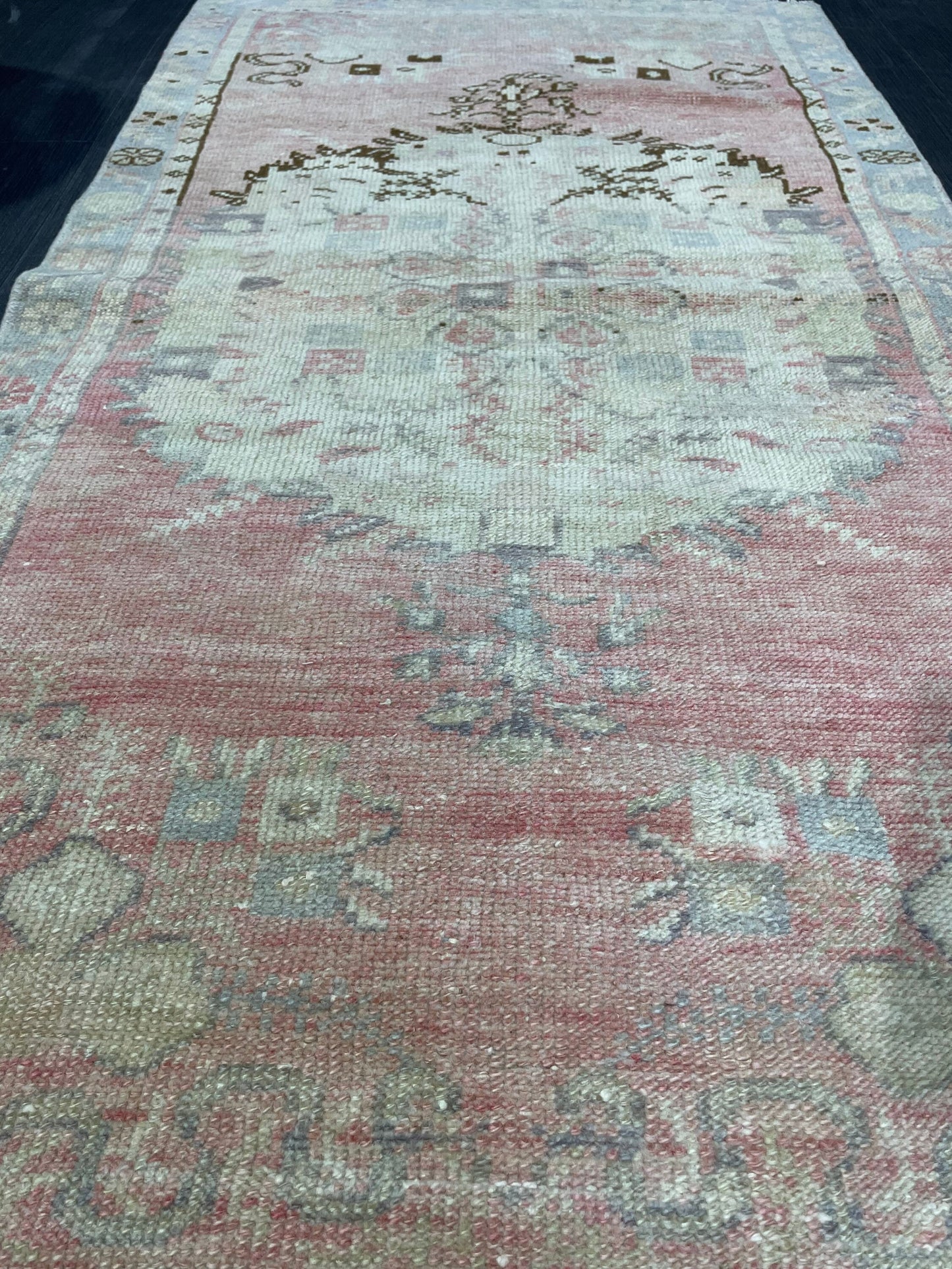 Antique Rug, Vintage 2.8 x 5 Rug, Turkish Wool Rug, Oushak Rug, Hand Knotted Rug, Persian Rug, Handmade Rug