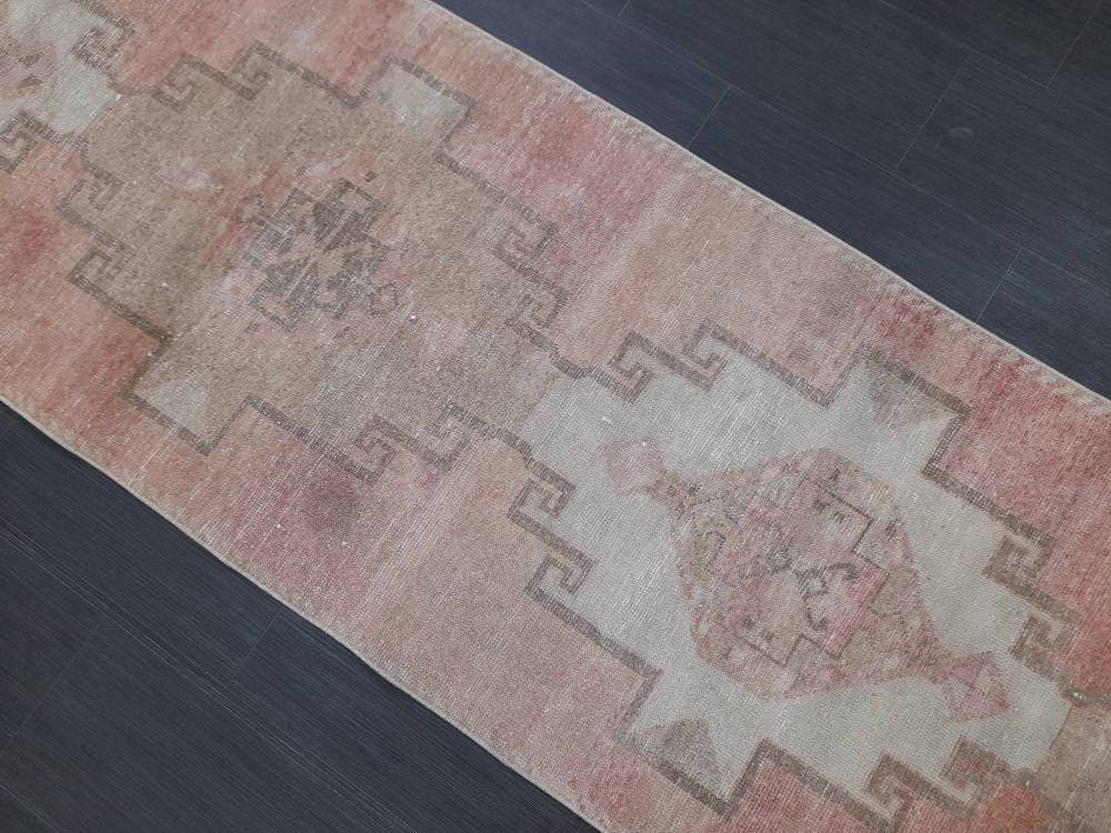 Muted Vintage Oriental Runner Rug 2.8 x 10.5 Muted Oushak Turkish Runner Rug Short Vintage Muted Runner Rug Hallway Runner Soft Wool Runner