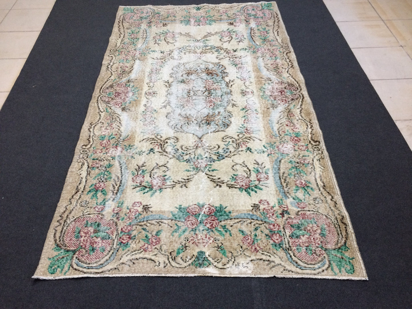 Vintage Rug Hand Made Oushak Rug Distressed Rug Wool Turkish Rugs