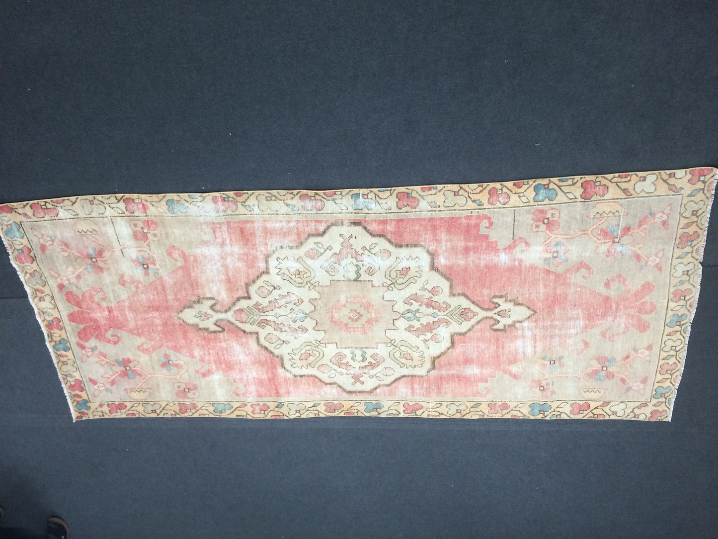 Vintage Pink rug, Vintage Turkish Rug, Oushak Rug, Hand woven Rug, Bohemian Rug , Oriental Rug, Muted Vintage rug,