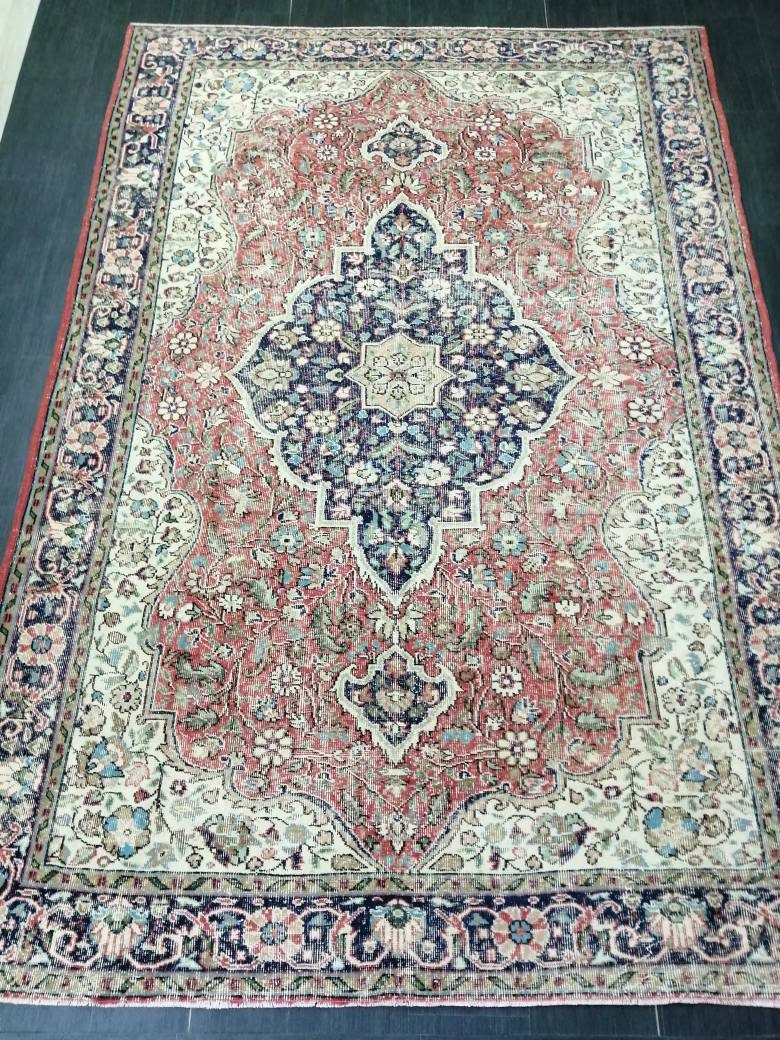 Vintage Persian Rug 6.9 x 10. 3 Muted Oushak Rug Muted Vintage Rug Wool Oushak Rug Hand Made Rugs Vintage 7x10 Turkish Rug
