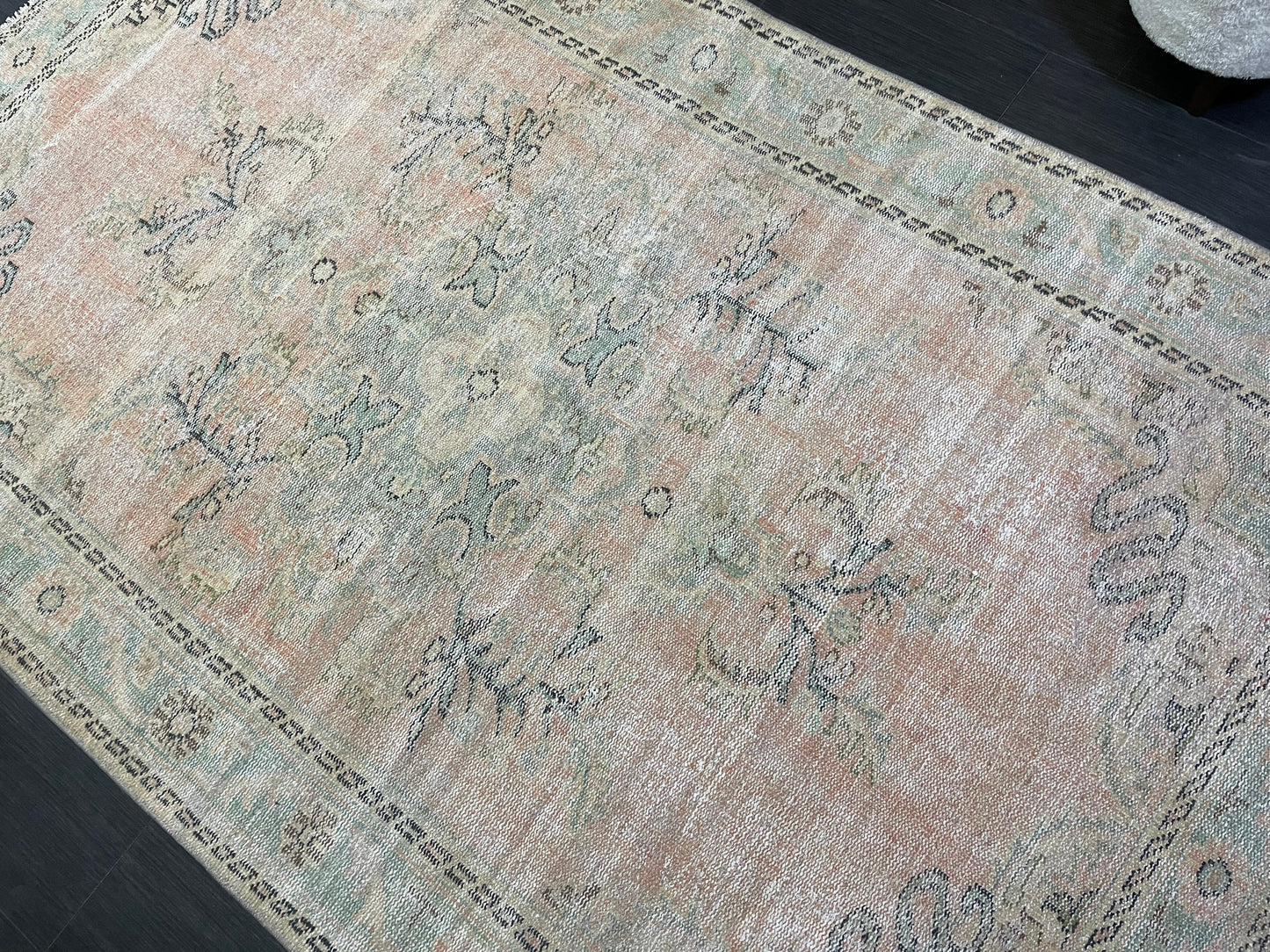 Distressed Antique Rug, Vintage rug, Muted Persian 5.9 x 9.2 Rug, turkish Rug, Pink Oushak rug, Handmade Rug, Hand Knotted Rug,