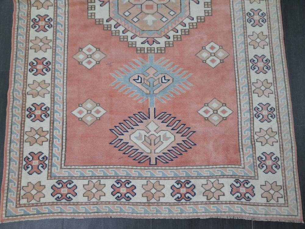 Muted Vintage Turkish Rug 5.2 x 8 Oushak Rug, Wool Oriental Rug Pink Muted Vintage Persian Rug, Hand Made Rug Pink Vintage Wool Rug 5x8
