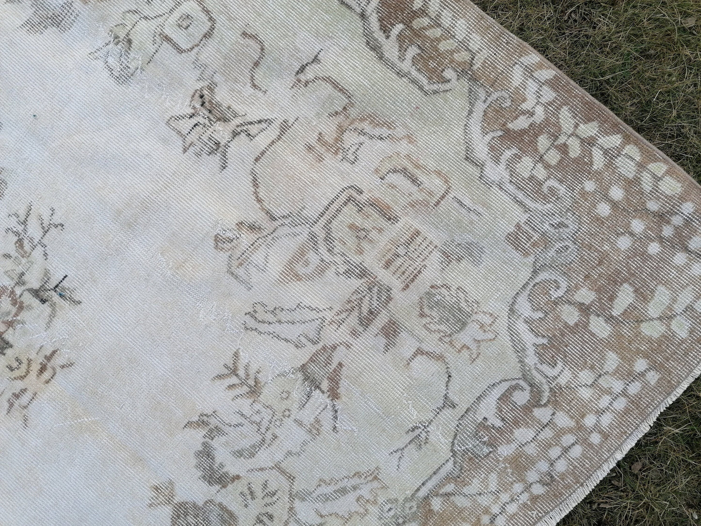 Faded oushak rug 6'2x10'4 muted turkısh rug, neutral vıntage oushak rug, kıtchen rug