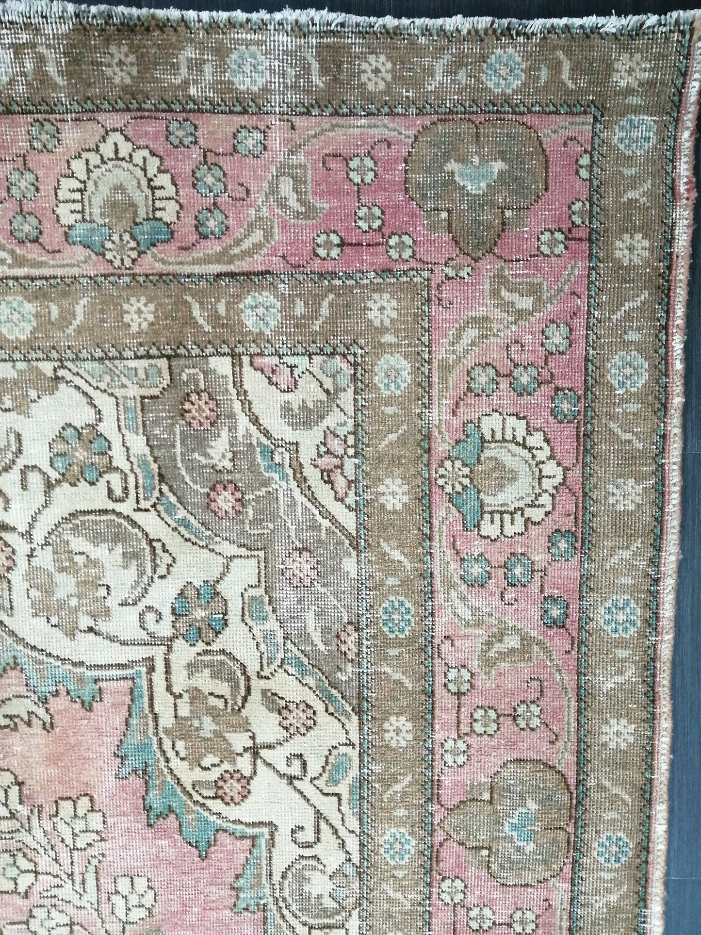 Vintage rug, Muted Persian Rug, 6.3 x 9.6 ft. Rug, turkish Rug, Pink Oushak rug, Pink Handmade Rug, Hand Knotted Rug, wool Rug,