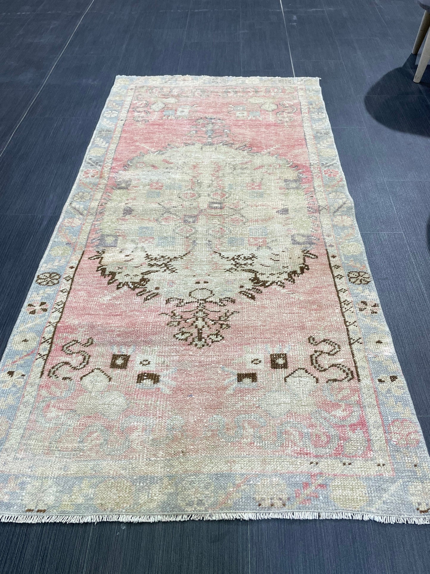 Antique Rug, Vintage 2.8 x 5 Rug, Turkish Wool Rug, Oushak Rug, Hand Knotted Rug, Persian Rug, Handmade Rug
