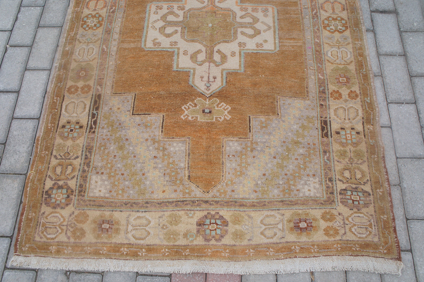 GOLDEN ROD Turkish Rug , VINTAGE Rug, Eclectic Rug, Rustic Rug,Boho Rug, Turkish Rug Farmhouse Rug, Vintage Rug Wool Rug