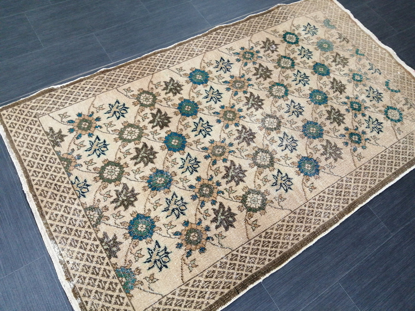 5.9 x 3.3 Floral OUSHAK RUG TURKISH Oushak Rug Vintage Oushak Runner Rug Vintage Runner Rug Wool Oushak Rug Hand Made Rugs Vintage Rug