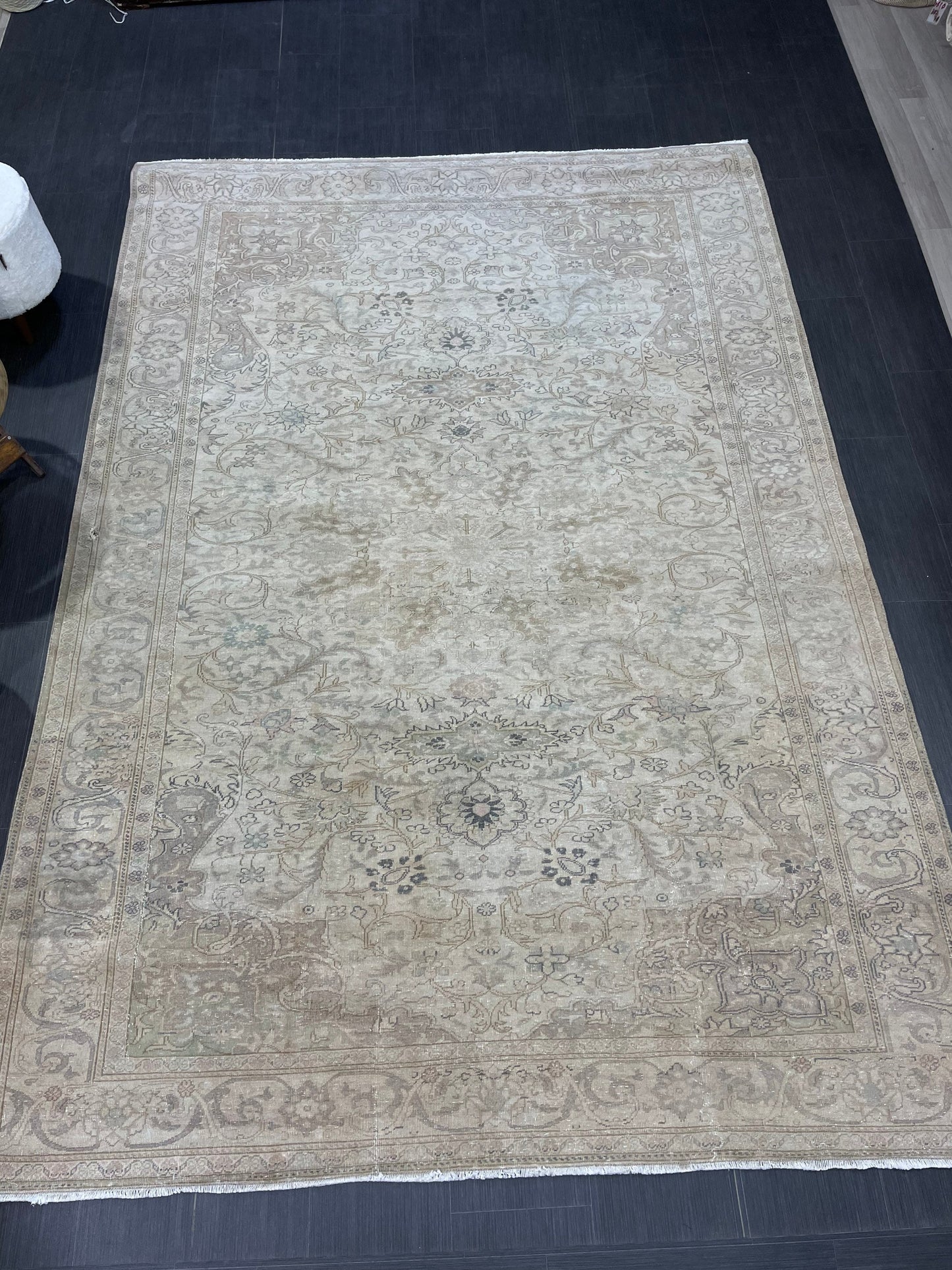 Fine Hand Knotted Rug, Vintage 6.5 x 9.4 Rug, Persian Rug, Turkish Rug, Oushak Rug, Handmade Rug, Rustic Rug, Wool Rug, Wholesalerug