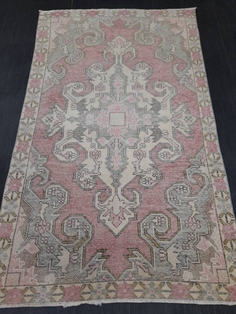 Hand Knotted Vintage Rug 4.2 x 7 Vintage Rug Red Turkish Rug Farmhouse Rug, Handmade Vintage Oriental Rug, Wool Hand Knotted rug