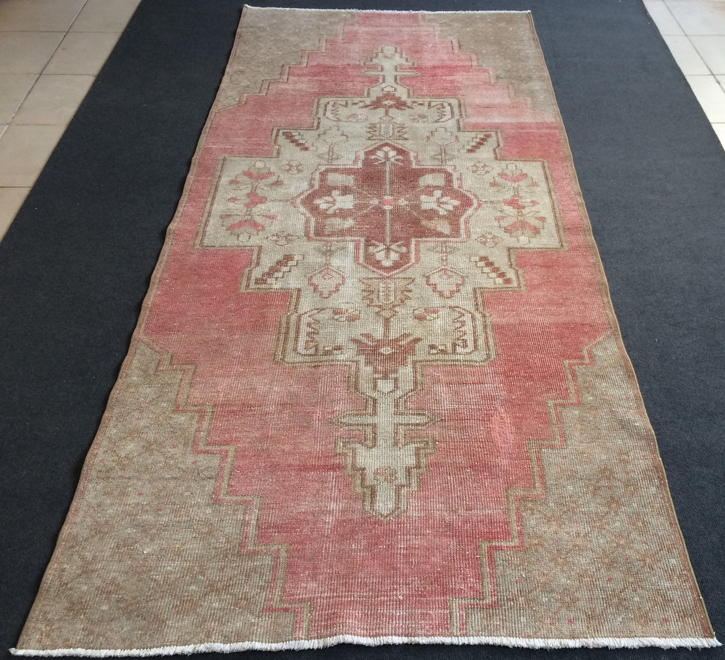Vintage Rugs, Turkish Rugs, Minimalist Rugs, Bohemian Rugs, Area Rugs, Oushak Rugs, Wool Rugs, Weaving Rugs, Ethnic Rugs, 8.4 x 4 Feet Rugs
