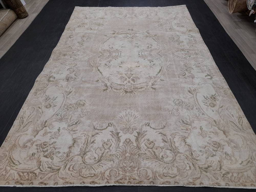 Muted Turkish muted Vintage Antique Rug Vintage Wool Muted Oriental Rug 6.3 x 9.8 Hand Made Rug Hand Knotted Rug Neutral Wool on wool rug
