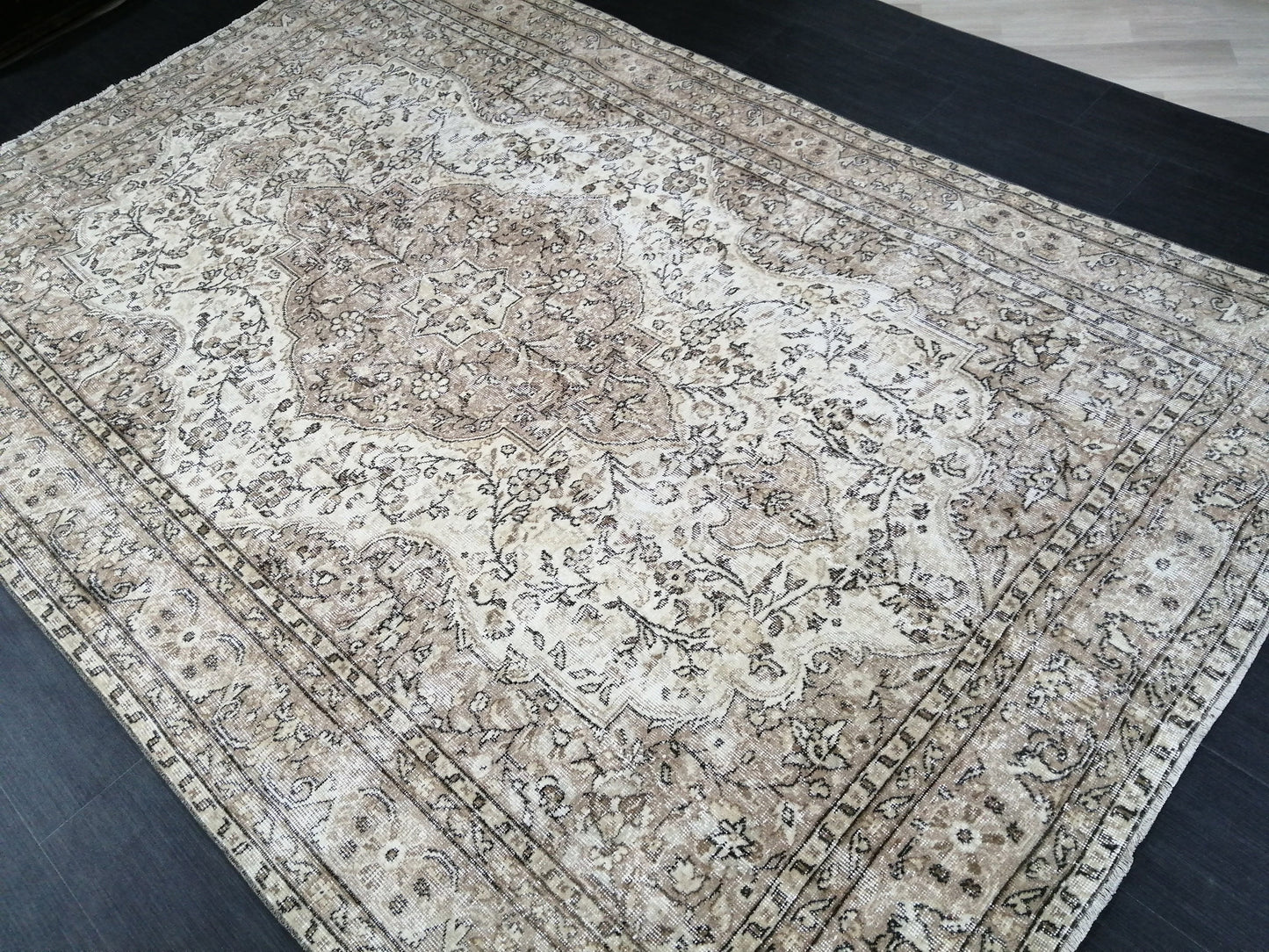 Neutral Rugs, 6.5 x 9.8 Vintage Rug Hand Made Rug, Muted Oushak Rug, Rustic Rug, Turkish Rug, Farmhouse Rug, Wool rug