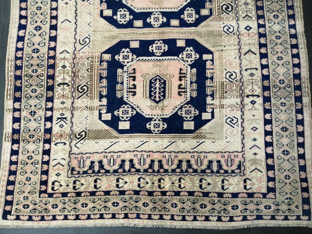 Vintage Rug, 5.7 x 9.7 Rug, Turkish Rugs, Hand Made Rug, Persian Rug Turkish Rug, 5x10 Rug, Vintage Rug Pink and Navy Oriental Rug 6x10