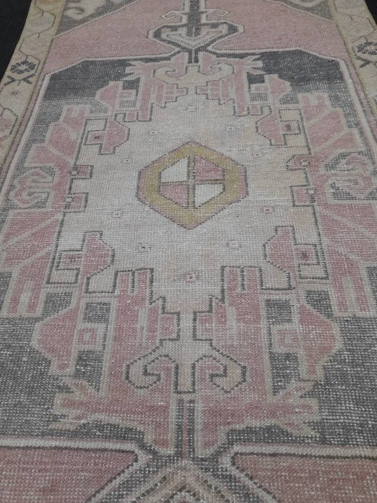 Hand Made Rug, Oushak Rug, Rustic Rug 4.2 x 9.2 Vintage Rug Pink Turkish Rug, Farmhouse Rug, Vintage Oriental Rug, Wool Hand Knotted rug