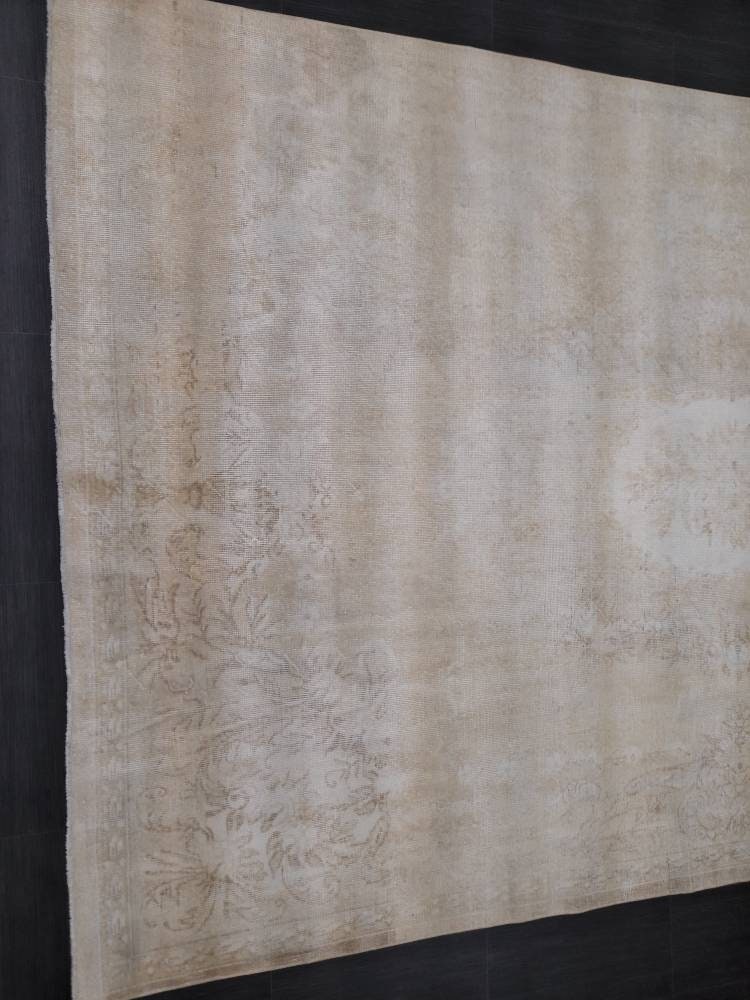 Neutral Rug Hand Knotted Rug Neutral Vintage Rug 6.6 x 10.3 Muted Oushak Rug Ivory Rustic Rug Beige Turkish Rug, Farmhouse Rug, Wool rug