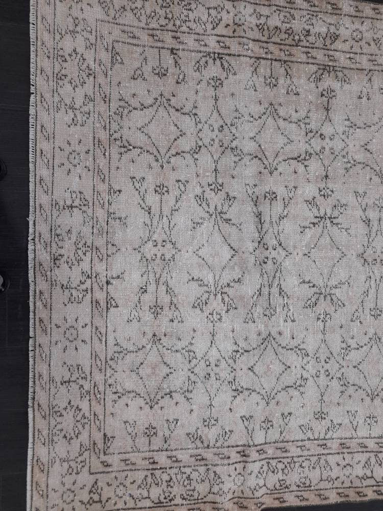 Floral Vintage Rug 6 x 9.6 OUSHAK RUG TURKISH Oushak Rug Vintage Wool Oushak Rug Hand Made Rugs Vintage Turkish Rug Neutral Rug