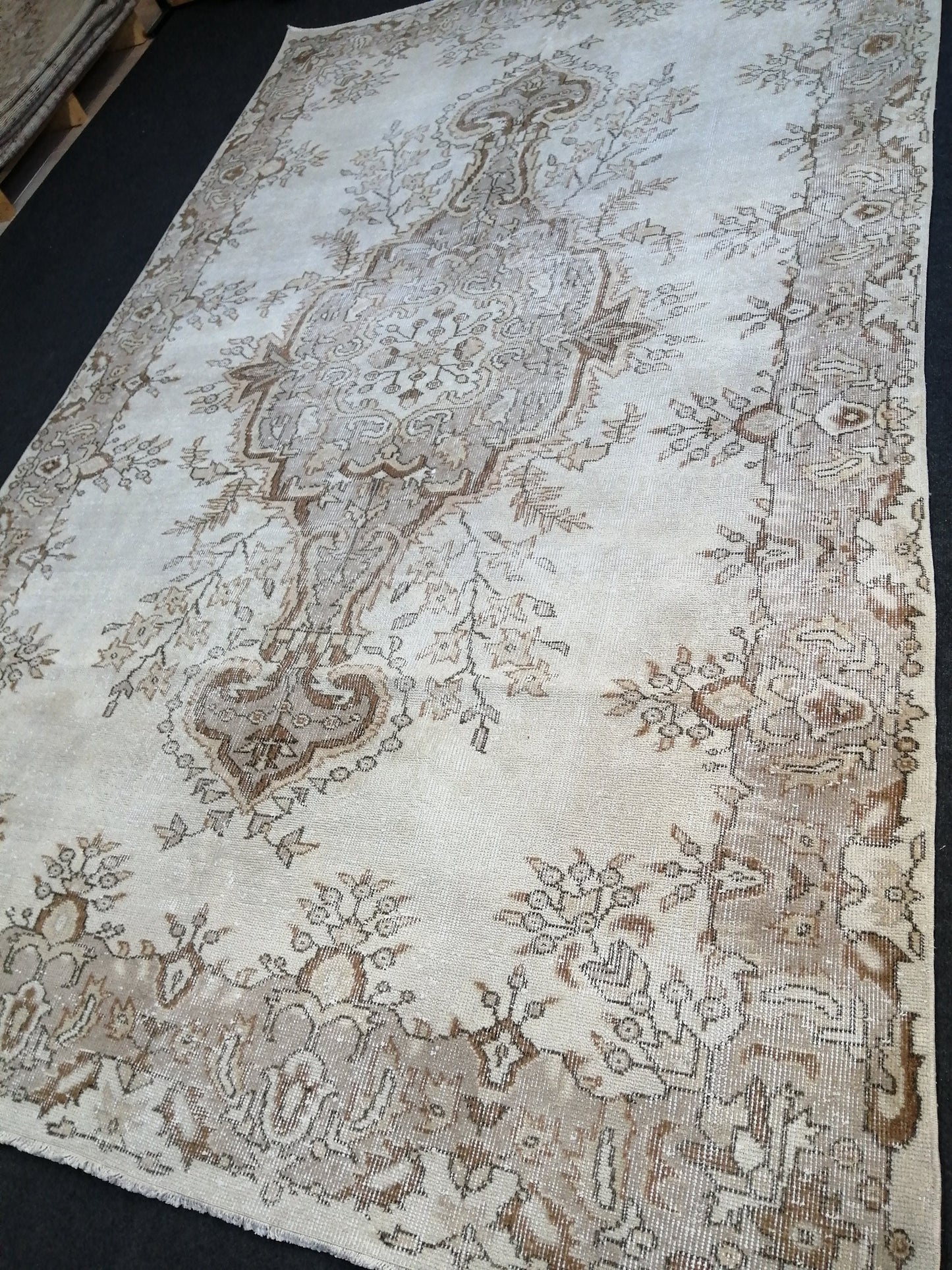 6.2 x 9.9 Vintage Rugs TURKISH HAND MADE Rugs Vintage Turkish Rugs Muted 6x10 Rug Neutral Turkish Oushak Rug Vintage Oushak Rug, Wool Rug