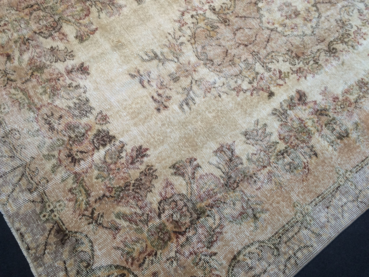 9 x 5.6 muted Rug, Faded Rug,Vintage Big Area Rug,Antique Rug,Oushak antique Rug,Hand woven Rug, 6 by 9 Muted Rug,Ethnic Rug,Kitchen Rug