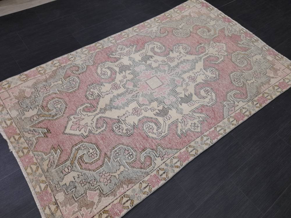 Hand Knotted Vintage Rug 4.2 x 7 Vintage Rug Red Turkish Rug Farmhouse Rug, Handmade Vintage Oriental Rug, Wool Hand Knotted rug