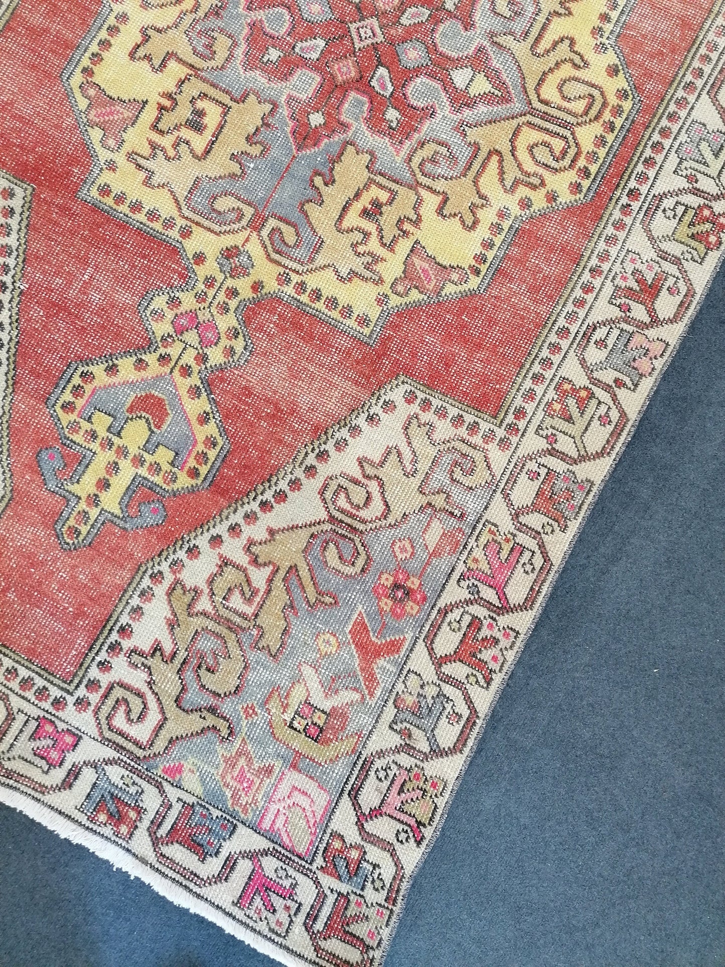 Distressed turkish rug, vintage wool rug 4x8'4 oushak handmade rug, rustic kitchen rug, bohemian rug