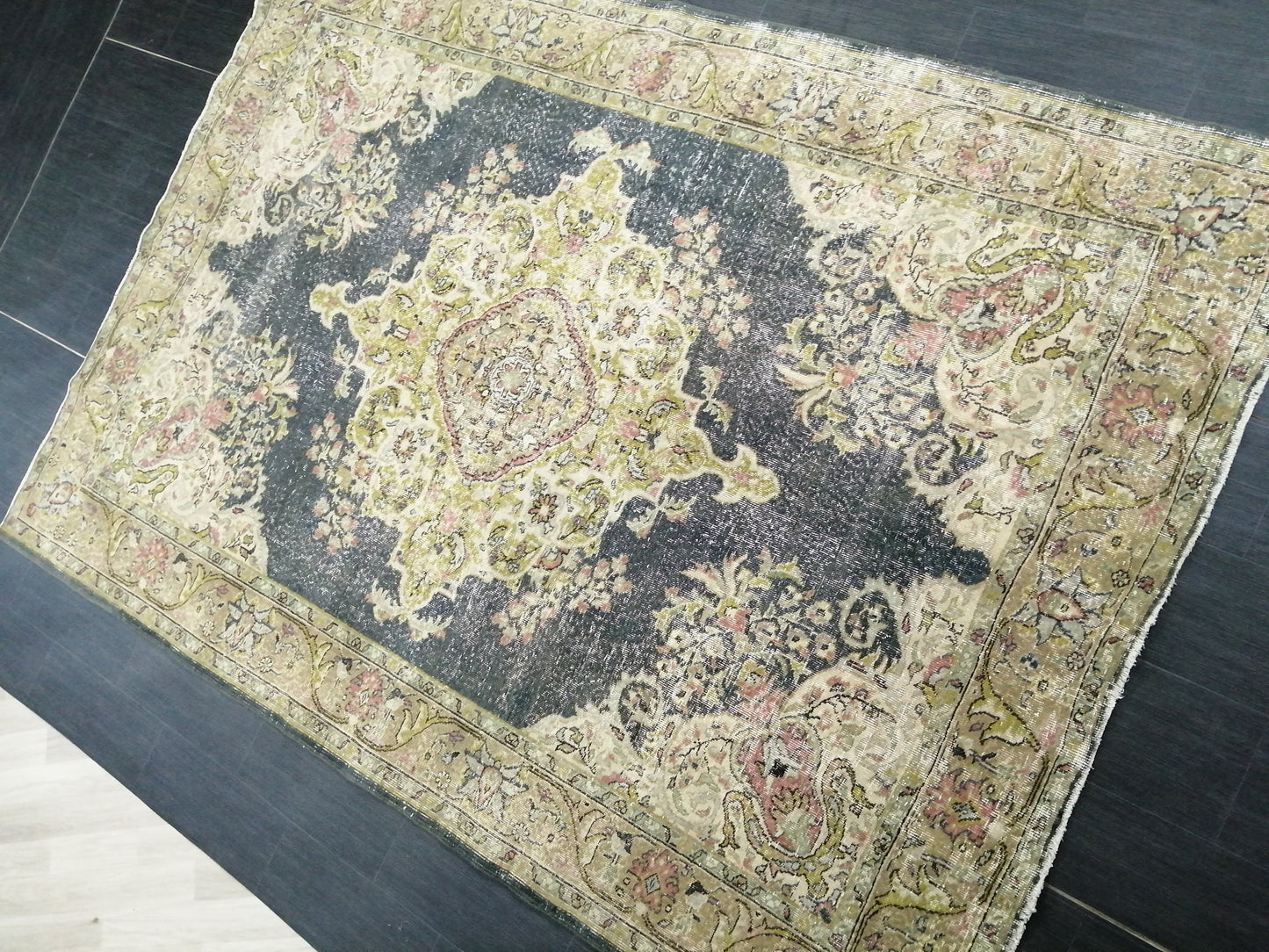 Muted OUSHAK RUG 9.6 x 6.8 Vintage Rug Wool Oushak Rug Hand Made Rugs Vintage Turkish Rug
