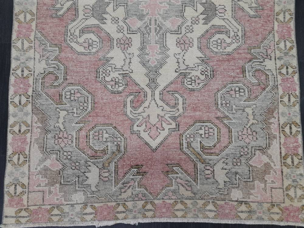 Hand Knotted Vintage Rug 4.2 x 7 Vintage Rug Red Turkish Rug Farmhouse Rug, Handmade Vintage Oriental Rug, Wool Hand Knotted rug