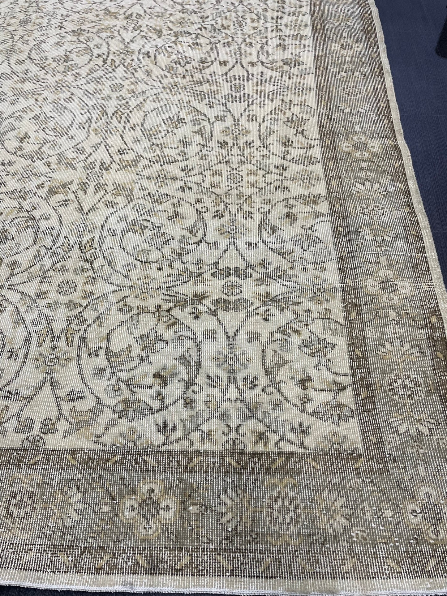Vintage Rug 6.4 x 9.8 Handmade Oushak Rug Farmhouse Rug Wool Pile Rug Rustic Rug Wool Bohemian Rug Vintage Turkish Rug Natural Rug Muted Rug