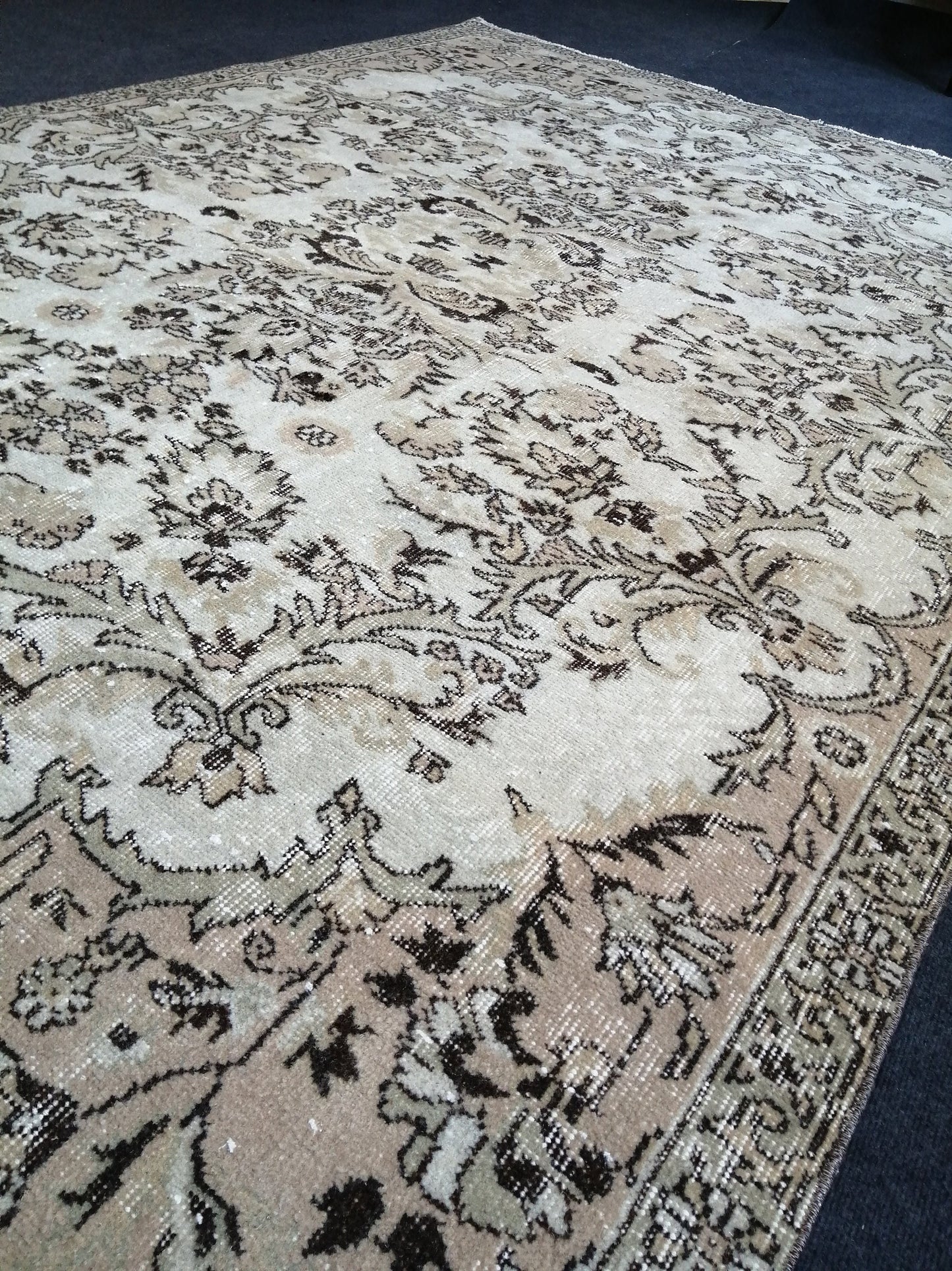 10 x 6.4 Floral Rugs, Hand Made Rug, Oushak Rug, Rustic Rug, Bohemian Rug, Muted Rug , Turkish Rug, Farmhouse Rug, Vintage Rug, Wool rug