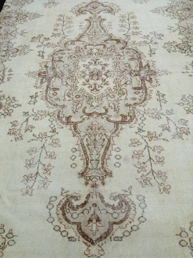 Neutral Vintage Turkish Rug 5.3 x 8.9 Neutral Vintage Persian Rug Muted Vintage Rug Wool Oushak Rug Hand Made Rugs Vintage Turkish