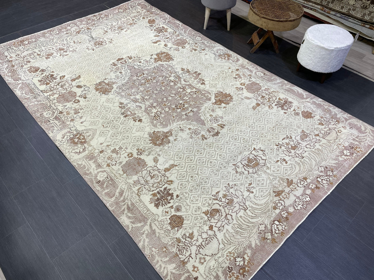 Turkish Rug, Antique Rug, Neutral 5.10 x 9.4 Rug, Persian RUG, Oushak Rug, Hand knotted Rug, Distressed Rug, Vintage Rug, Handmade Rug,
