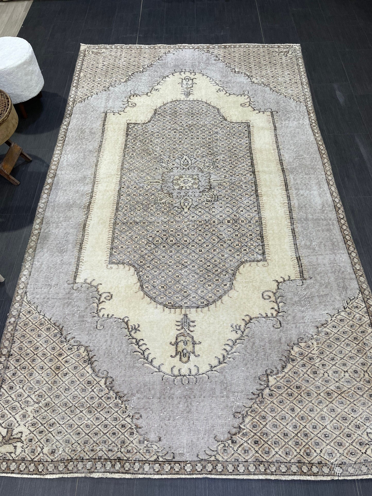 Handmade Vintage Rug, Turkish 5.2 x 9 Rug, Muted Hand Knotted Wool Rug, Handmade Rug, Antique Rug,