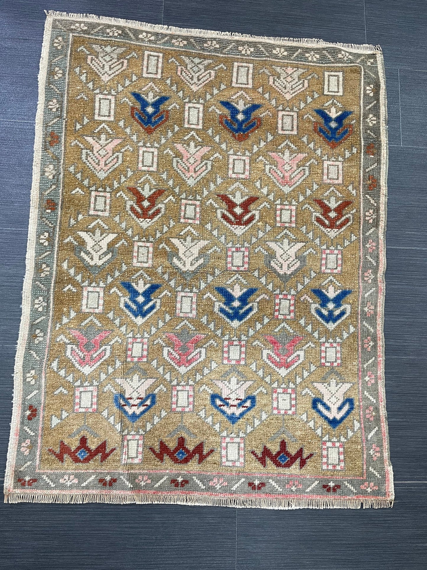 Vintage Rug 2.6 x 3.4 Natural Wool Handmade Rug, Oushak Rug, Rustic Rug, Boho Rug, Turkish Rug, Farmhouse Rug, Vintage Rug, Wool rug