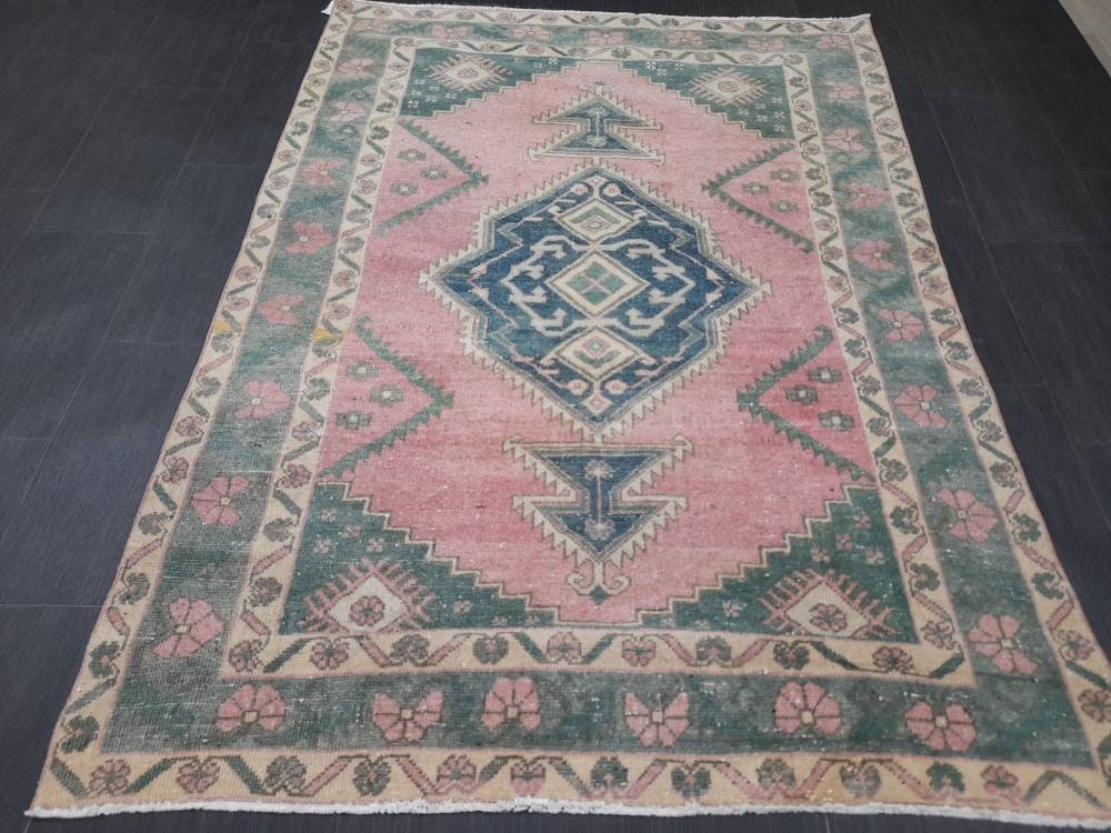 Vintage Oriental RUG Muted 4.6 x 6.4 Vintage TURKISH Rug Muted Vintage Persian Rug Vintage Wool Pink and Green Rug Muted Hand Made Rug