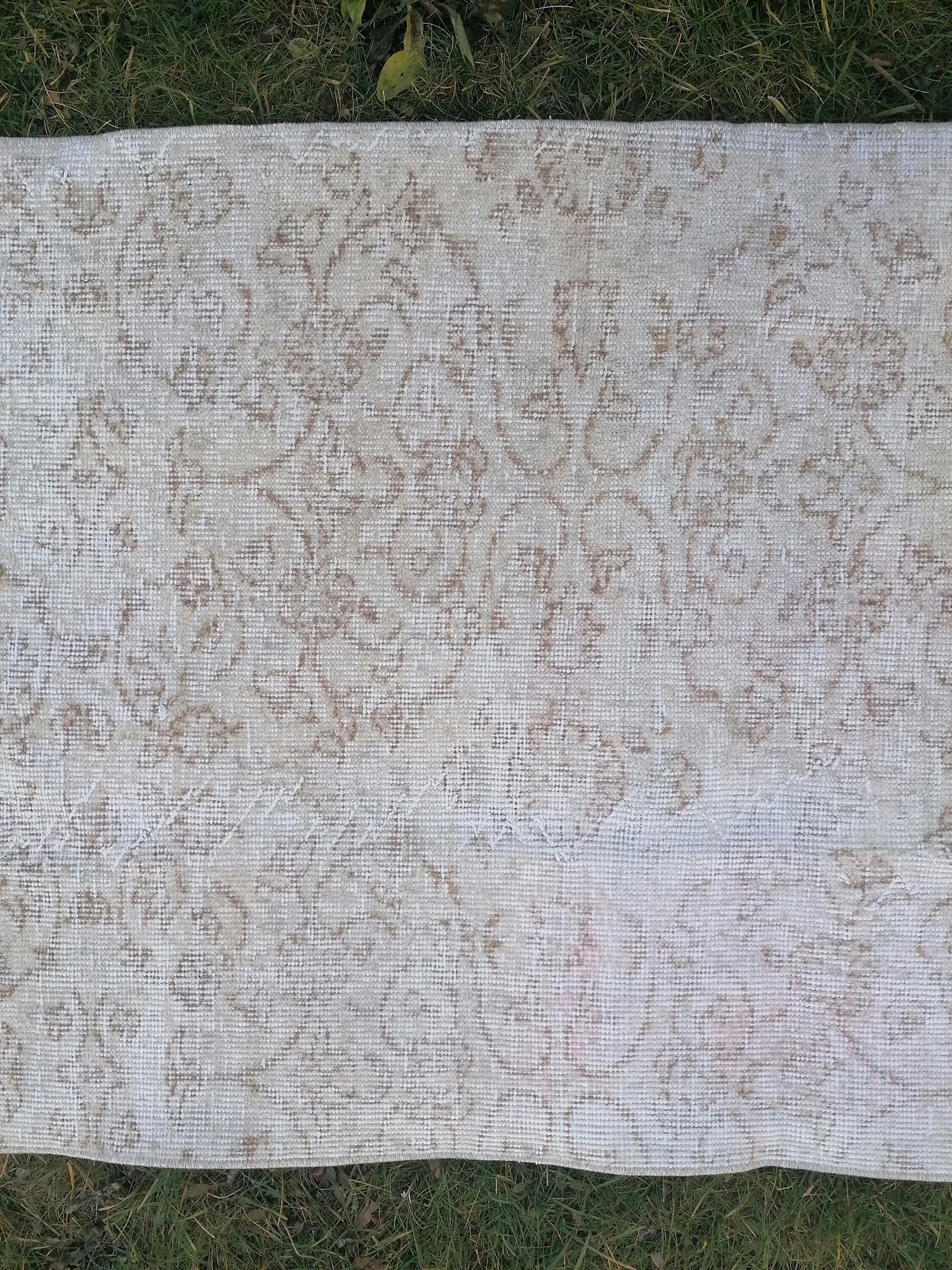 Faded turkish runner 9'x2'8 muted turkish runner, runner rug, kitchen runner, vintage runner rug