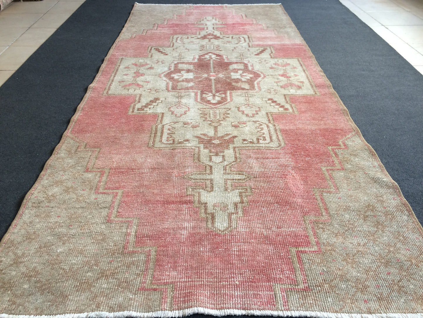 Vintage Rugs, Turkish Rugs, Minimalist Rugs, Bohemian Rugs, Area Rugs, Oushak Rugs, Wool Rugs, Weaving Rugs, Ethnic Rugs, 8.4 x 4 Feet Rugs