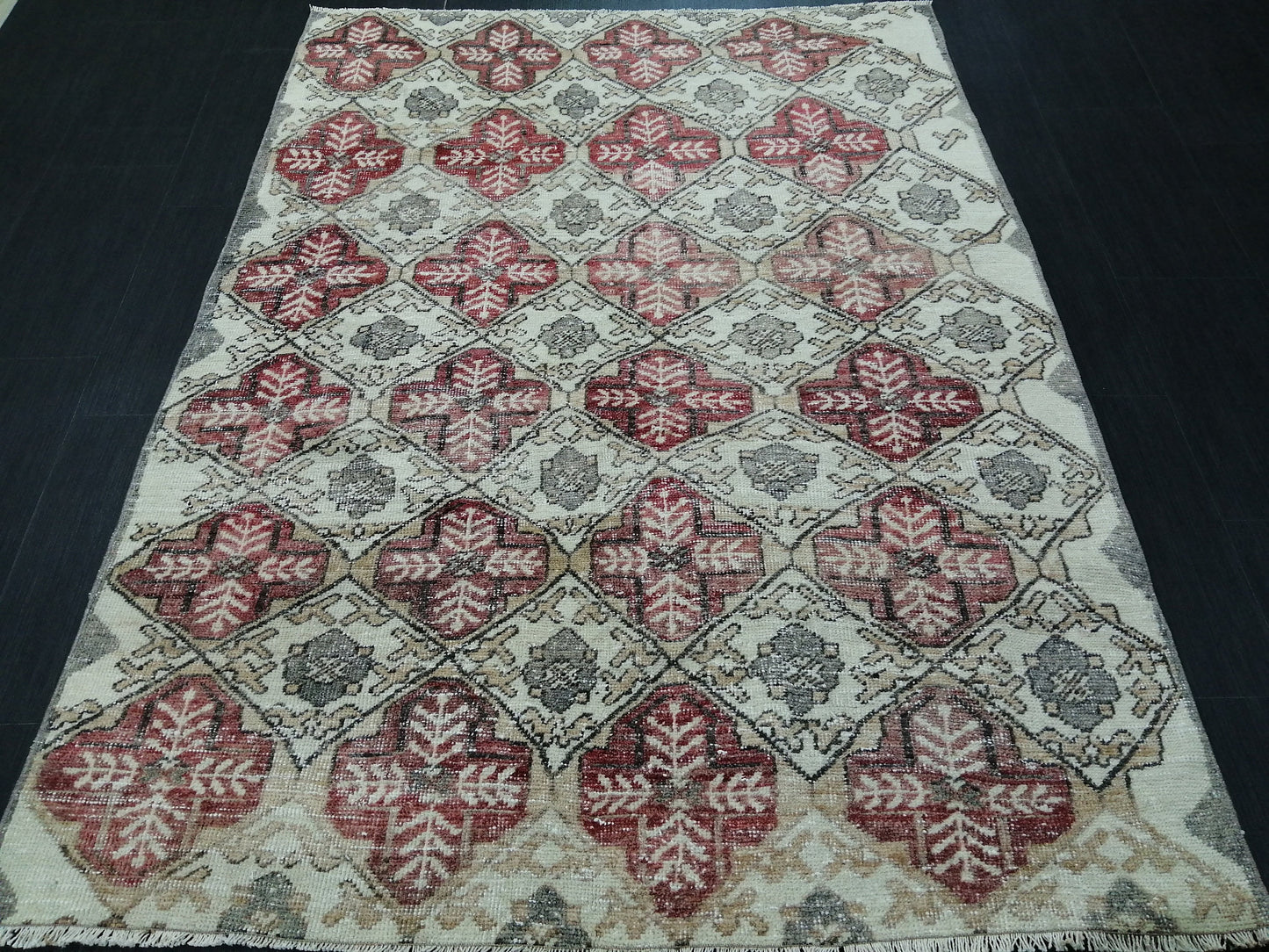 Floral OUSHAK RUG TURKISH 6.2 x 4.4 Vintage Rug Vintage Wool Hand Made Rugs Vintage Turkish Rug