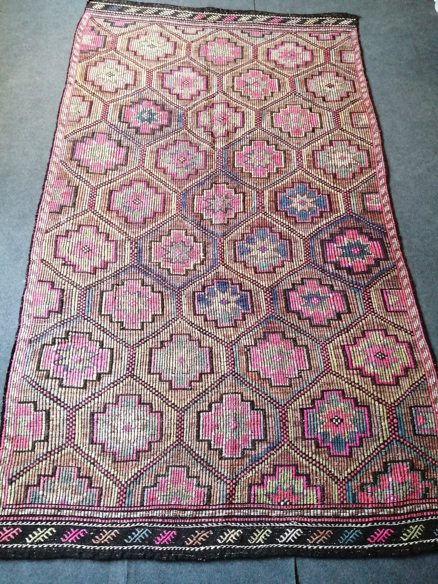 10 x 5.9 Flatwoven with Embroidery Rug Vintage Rugs TURKISH HAND MADE Rugs Vintage Turkish Rugs Oushak Rug Turkish Oushak Rug, Wool Rug