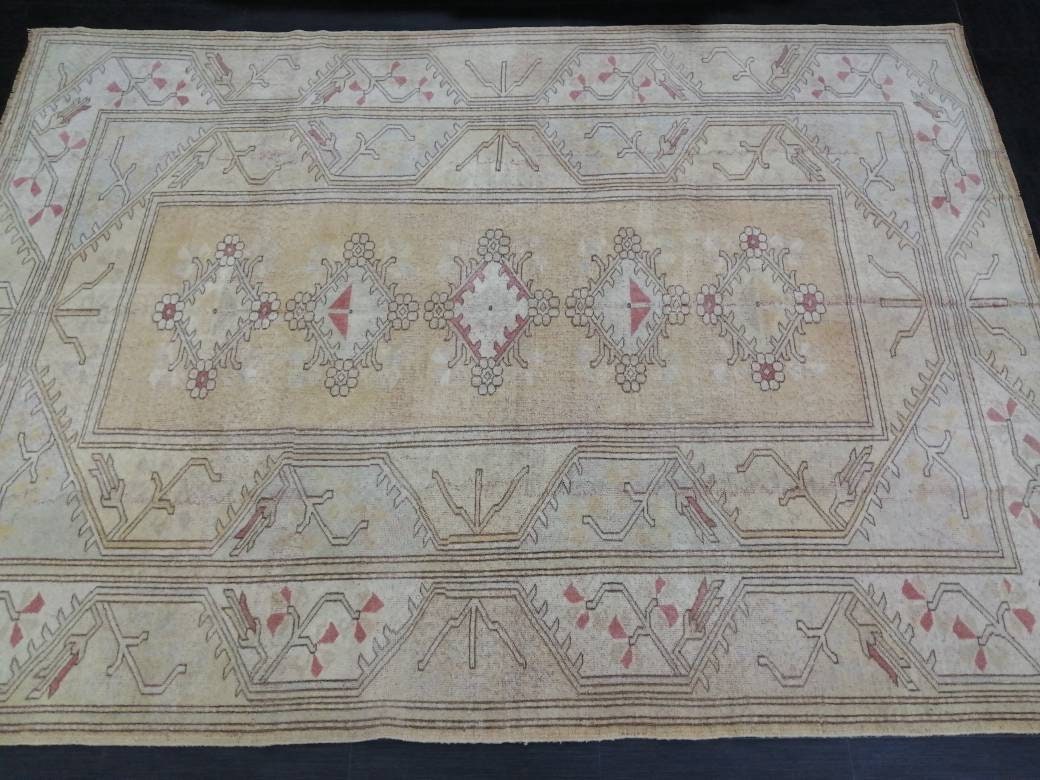 Muted Turkish Rug 9.4 x 6.7 Muted Oushak Rug Muted Vintage Rug Wool Oushak Rug Hand Made Rugs Vintage Turkish Rug