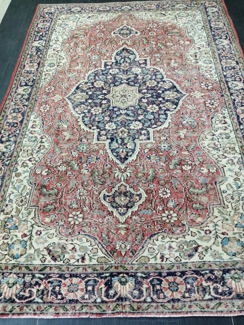 Vintage Persian Rug 6.9 x 10. 3 Muted Oushak Rug Muted Vintage Rug Wool Oushak Rug Hand Made Rugs Vintage 7x10 Turkish Rug
