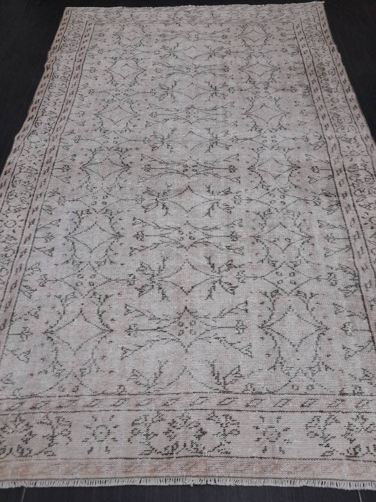 Floral Vintage Rug 6 x 9.6 OUSHAK RUG TURKISH Oushak Rug Vintage Wool Oushak Rug Hand Made Rugs Vintage Turkish Rug Neutral Rug